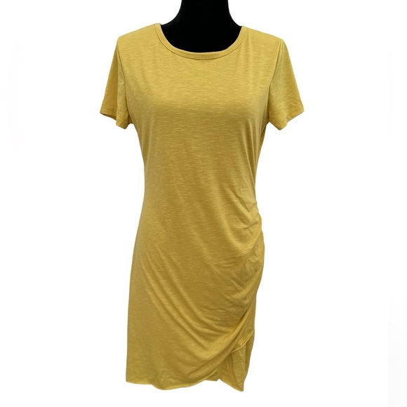 Dresses & Skirts - 🖤2/$7🖤 NWT Women’s Yellow Ruched Bodycon Mini Summer Dress